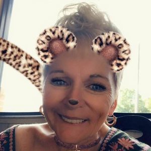 Meet your Posher, Cindy